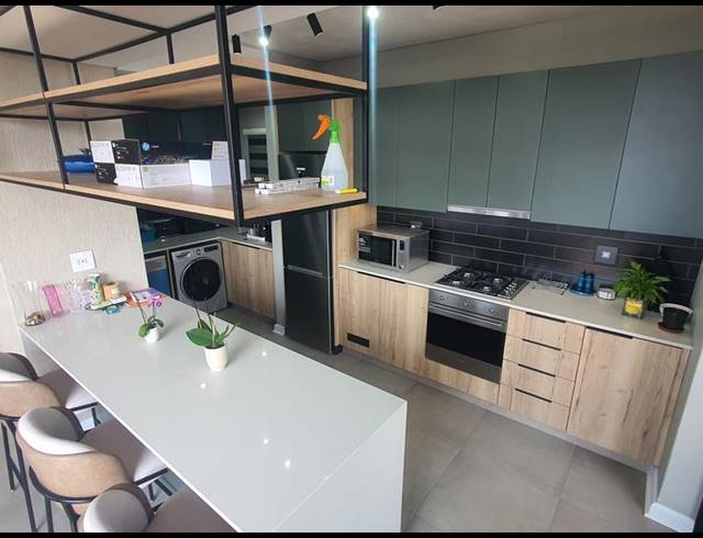 2 BEDROOM APARTMENT FOR SALE IN LA LUCIA RIDGE